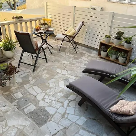 Pehar Deluxe 7 * Makarska